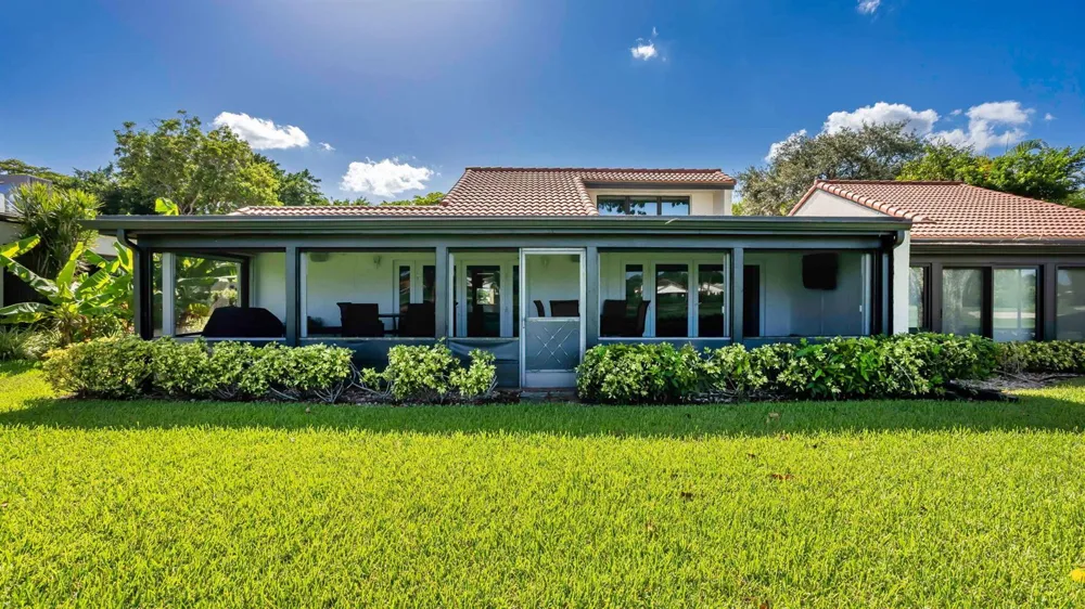 21680 Tall Palm Circle #12-B Boca Raton, FL 33433