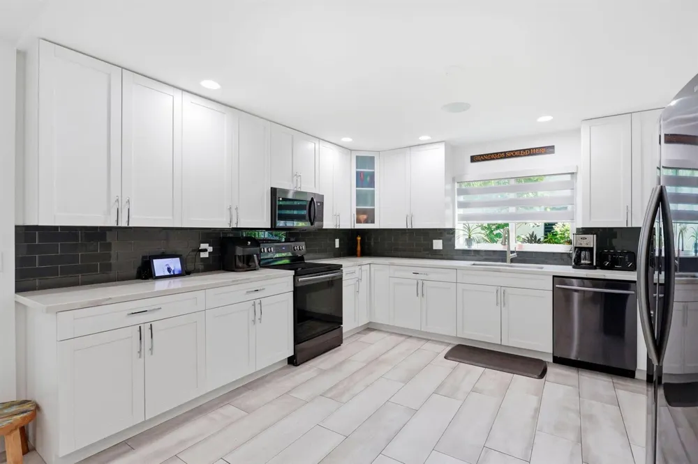 21680 Tall Palm Circle #12-B Boca Raton, FL 33433