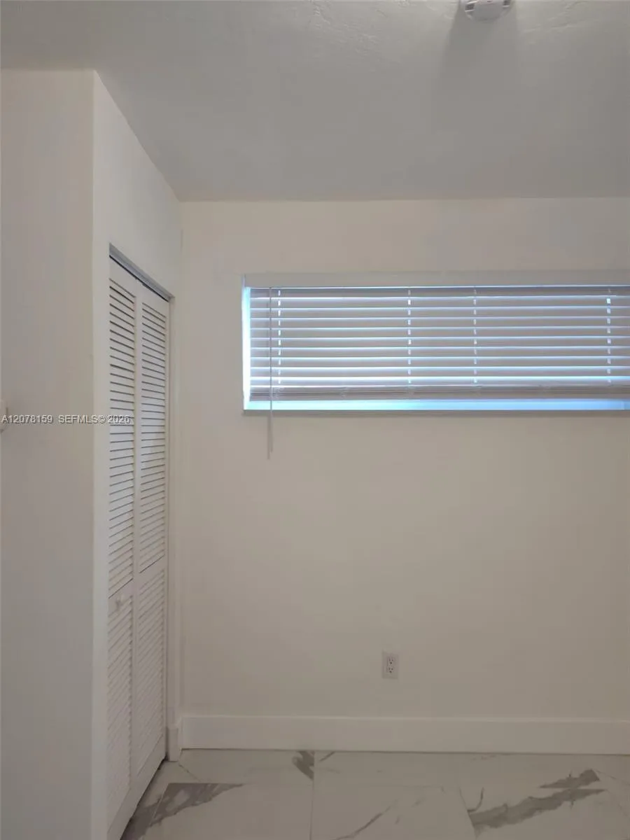 655 Eldron Dr #26 Miami Springs, FL 33166