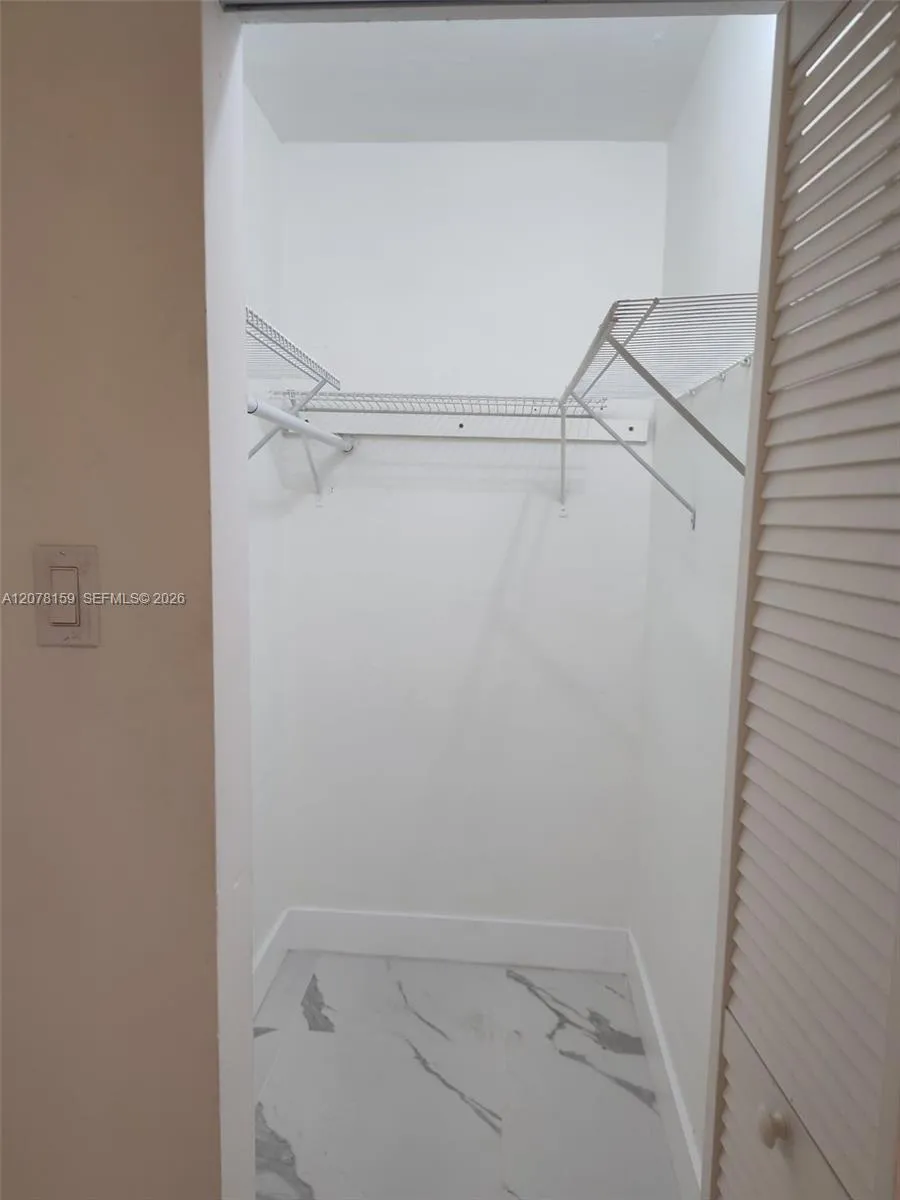 655 Eldron Dr #26 Miami Springs, FL 33166