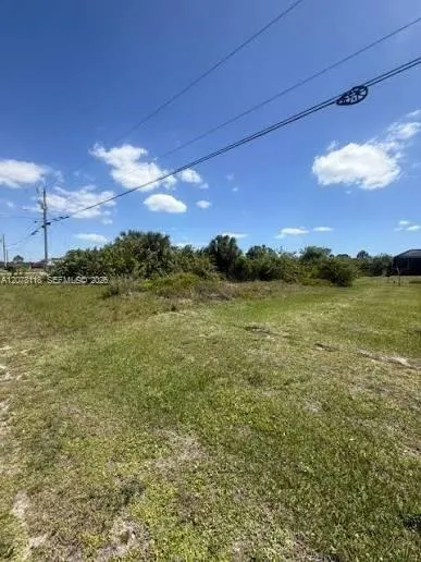 2804 Mable Ave N Lehigh Acres, FL 33971
