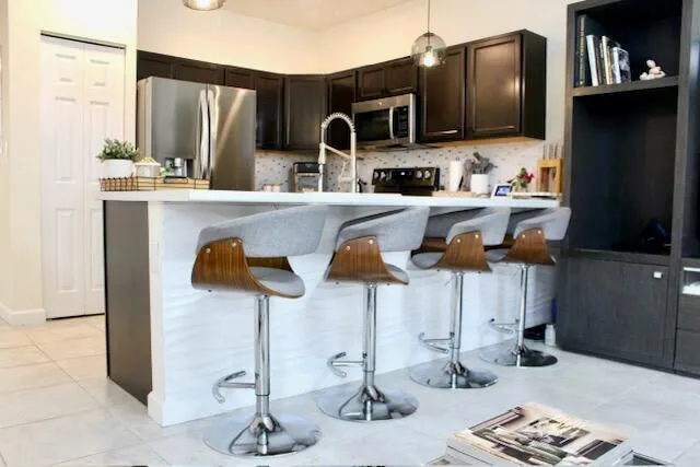 9207 W 33RD LANE Hialeah, FL 33018