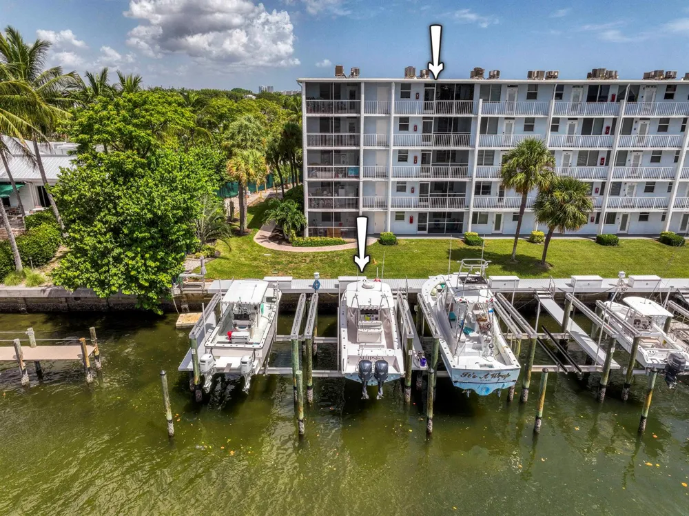 108 Paradise Harbour Boulevard #514 + Boat Slip 2 North Palm Beach, FL 33408