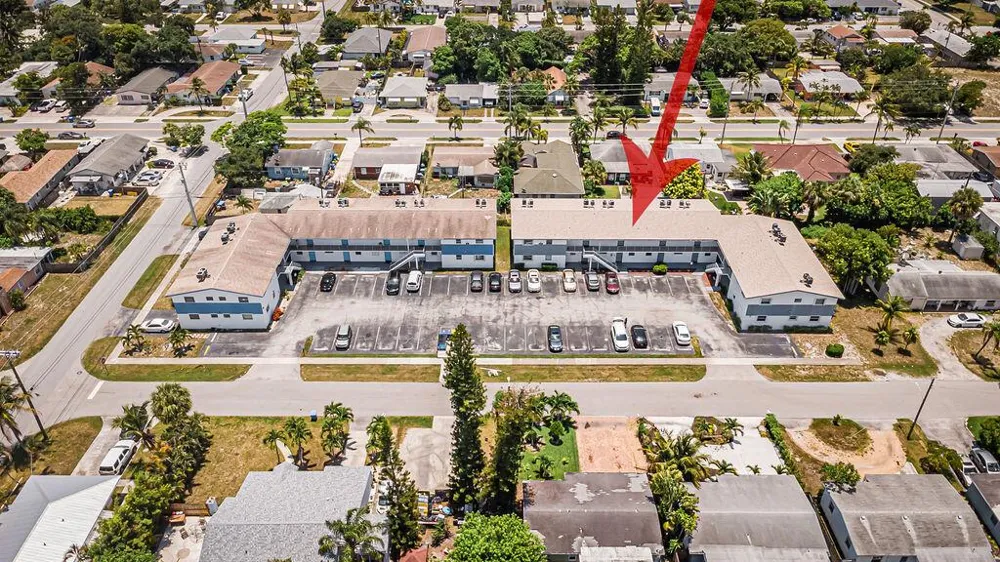 420 W PALM STREET #23 Lantana, FL 33462