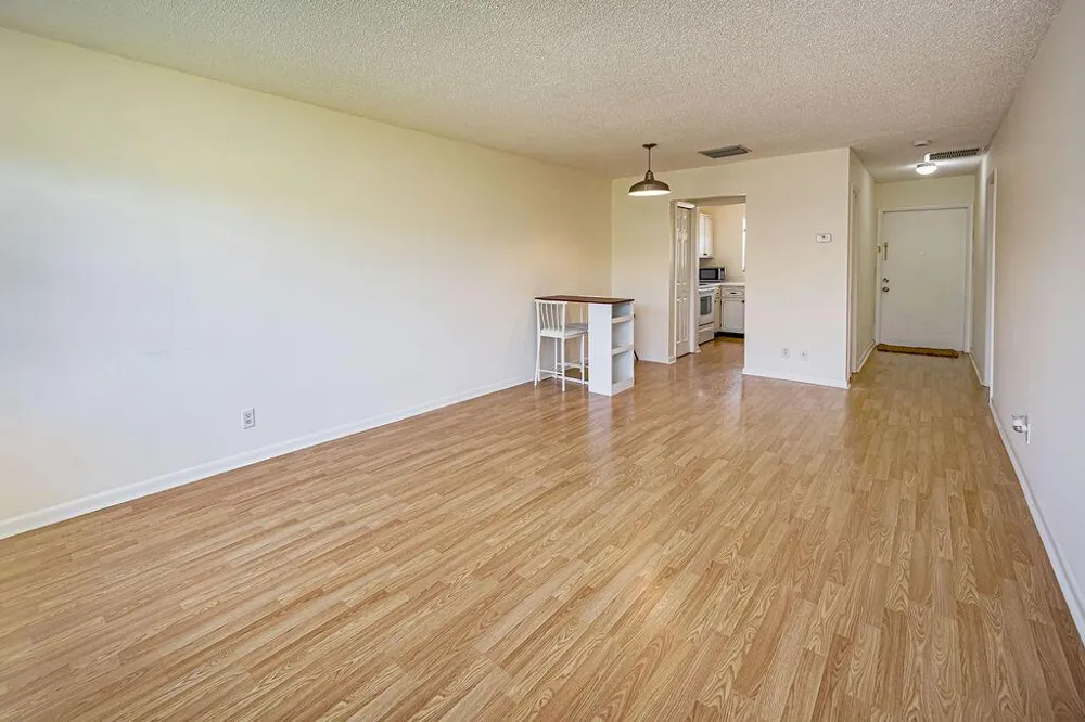 420 W PALM STREET #23 Lantana, FL 33462