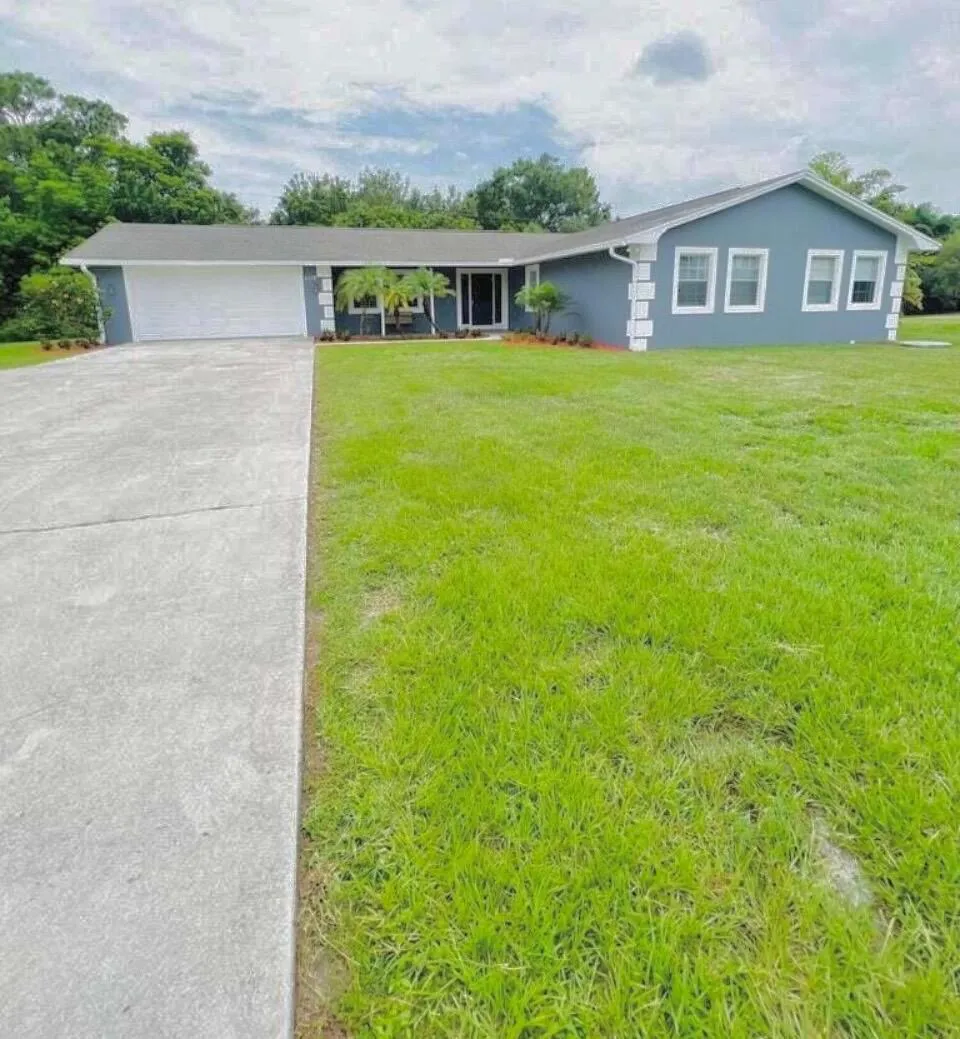 2118 SE MORNINGSIDE BOULEVARD Port St. Lucie, FL 34952