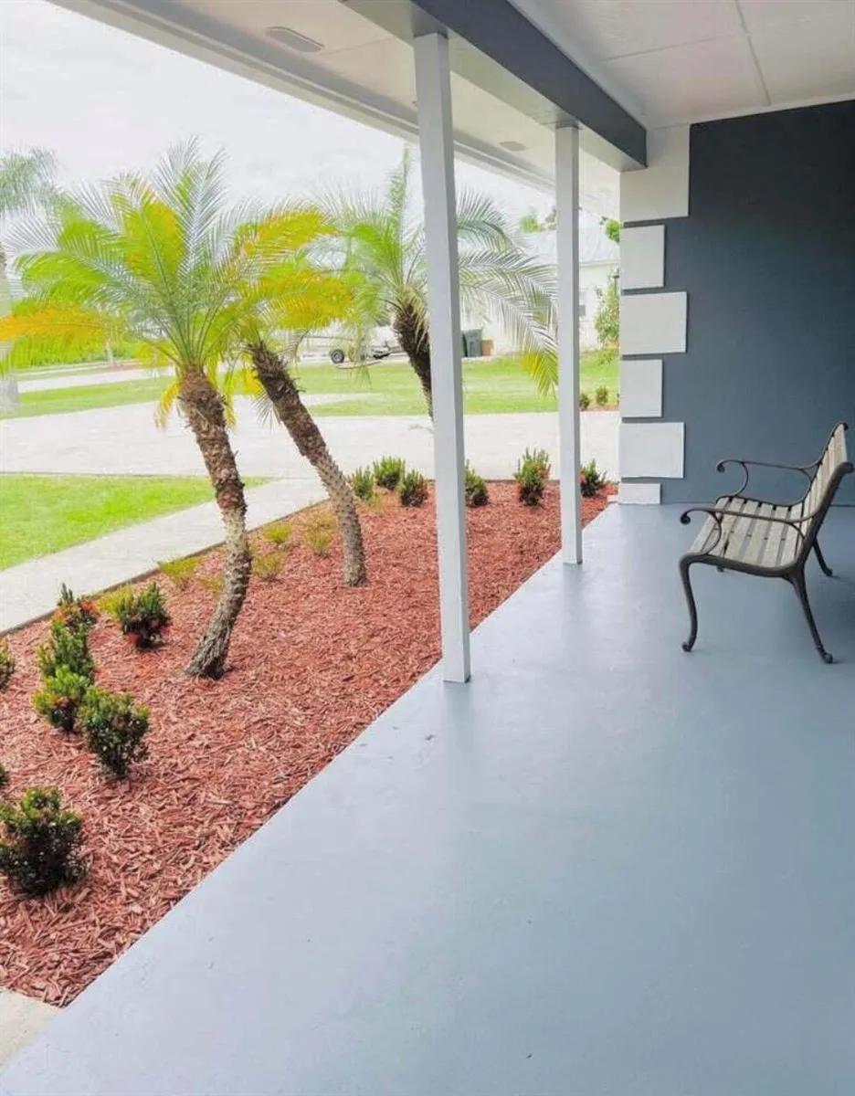 2118 SE MORNINGSIDE BOULEVARD Port St. Lucie, FL 34952