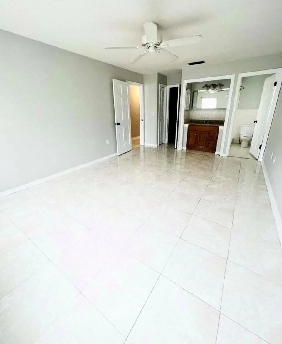 2118 SE MORNINGSIDE BOULEVARD Port St. Lucie, FL 34952