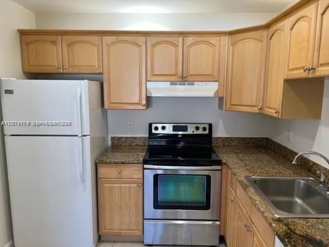 594 Saxony M #594 Delray Beach, FL 33446