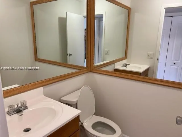 594 Saxony M #594 Delray Beach, FL 33446