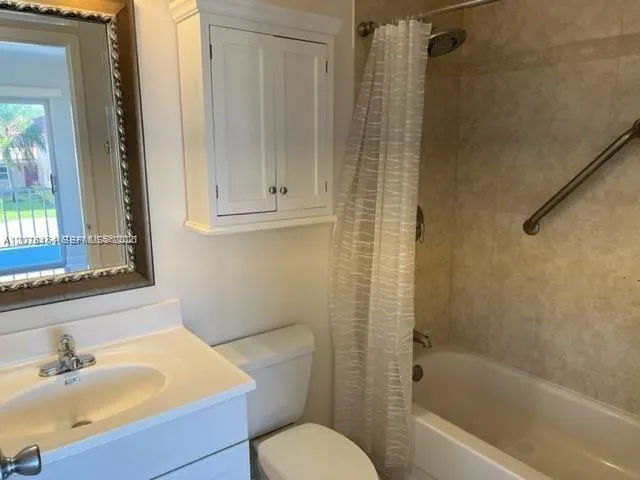 594 Saxony M #594 Delray Beach, FL 33446