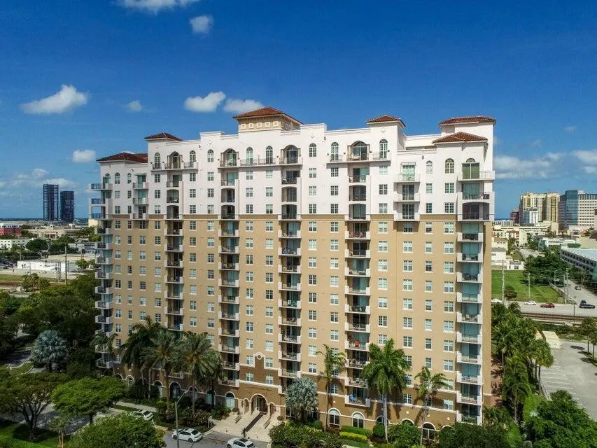 616 Clearwater Park Road #1208 West Palm Beach, FL 33401