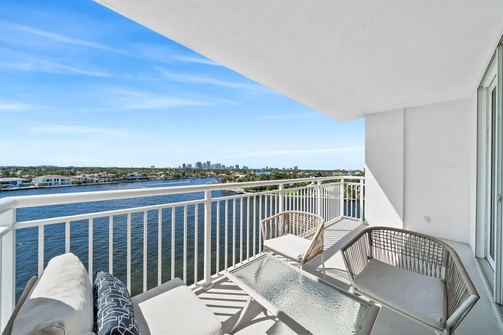 511 BAYSHORE DRIVE #810 Fort Lauderdale, FL 33304