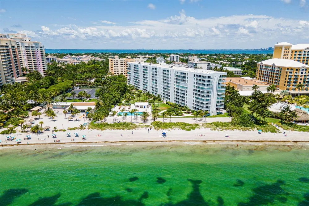 607 Ocean Dr #10K Key Biscayne, FL 33149