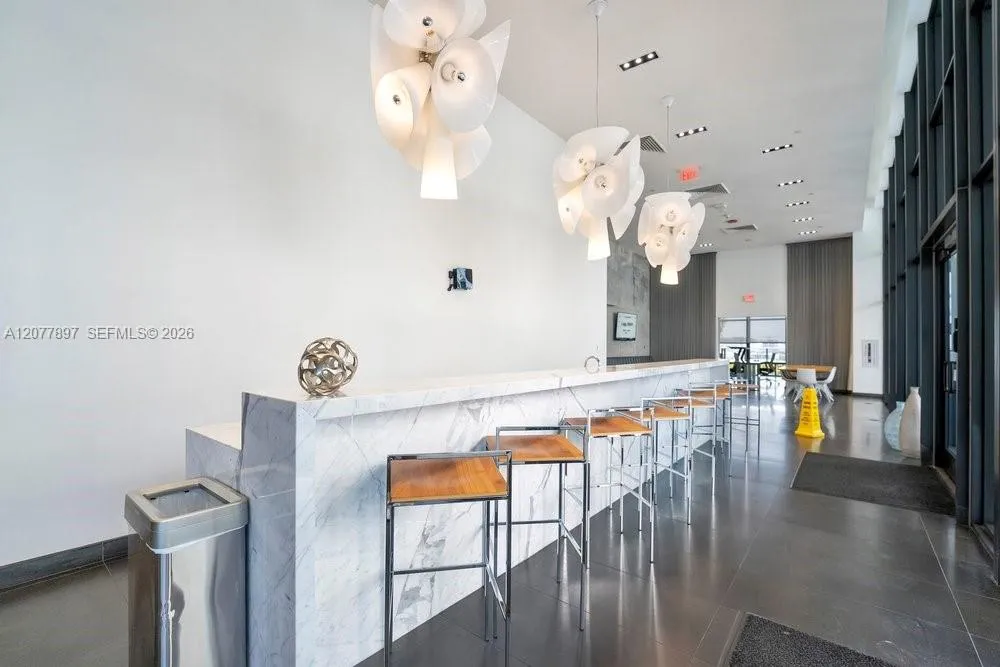 1600 NE 1st Ave #2811 Miami, FL 33132