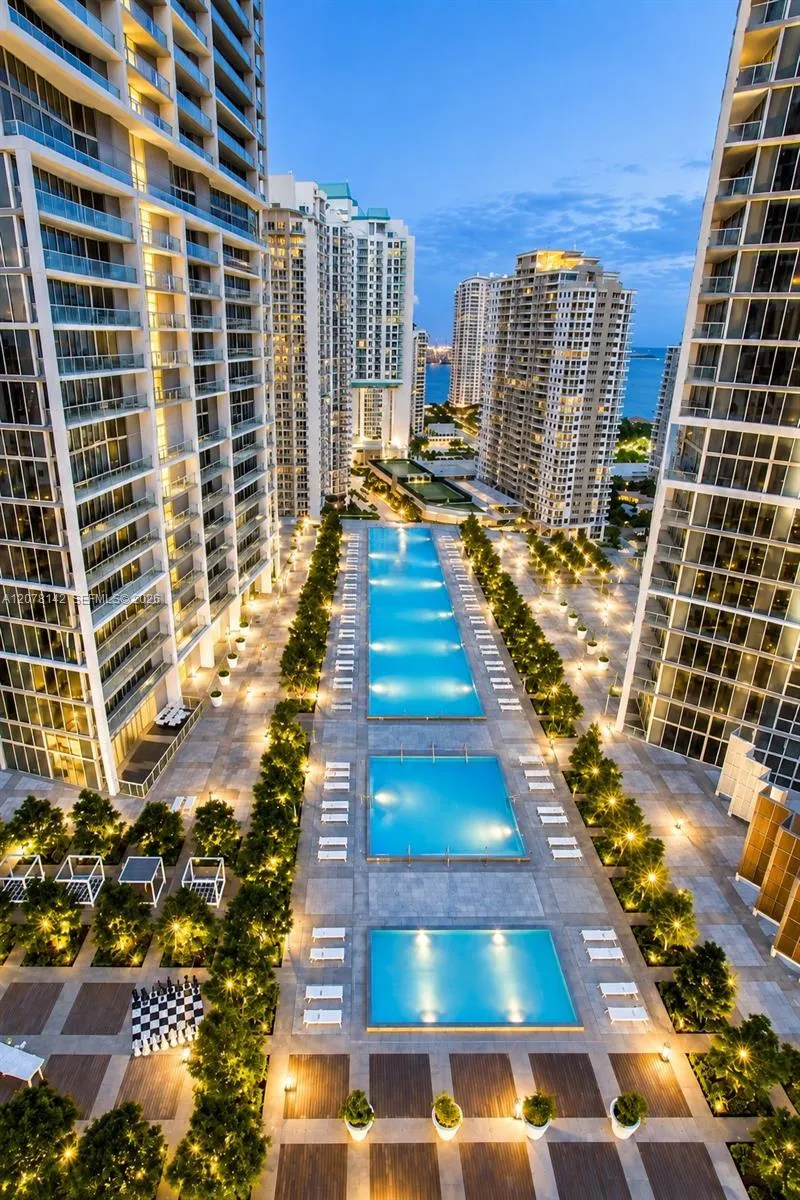 475 Brickell Ave #3908 Miami, FL 33131