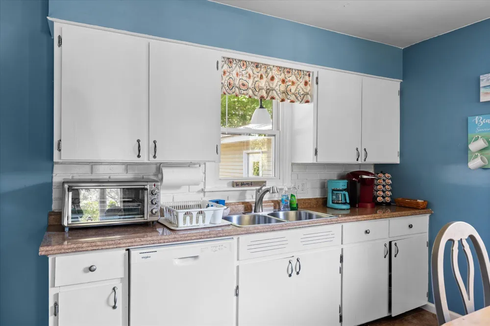2217 W Lakewood Boulevard Park Township, MI 49424