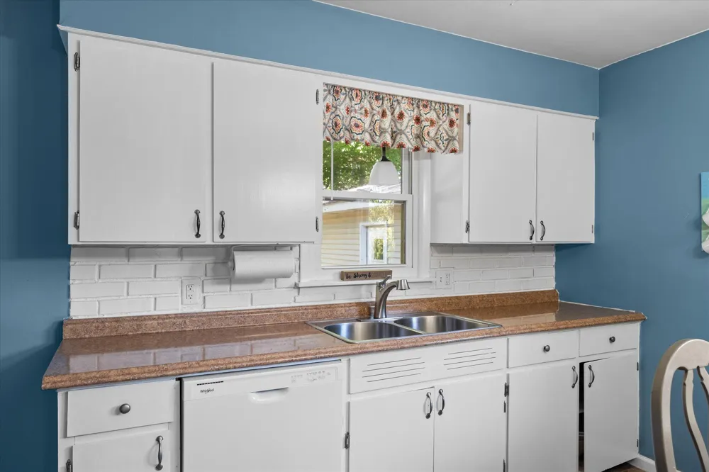 2217 W Lakewood Boulevard Park Township, MI 49424