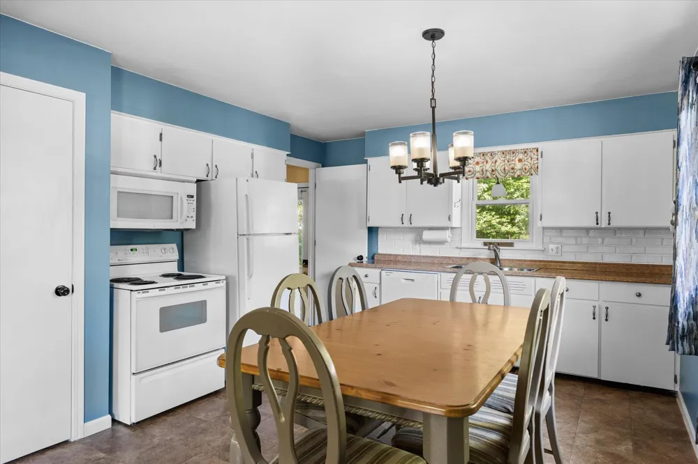 2217 W Lakewood Boulevard Park Township, MI 49424