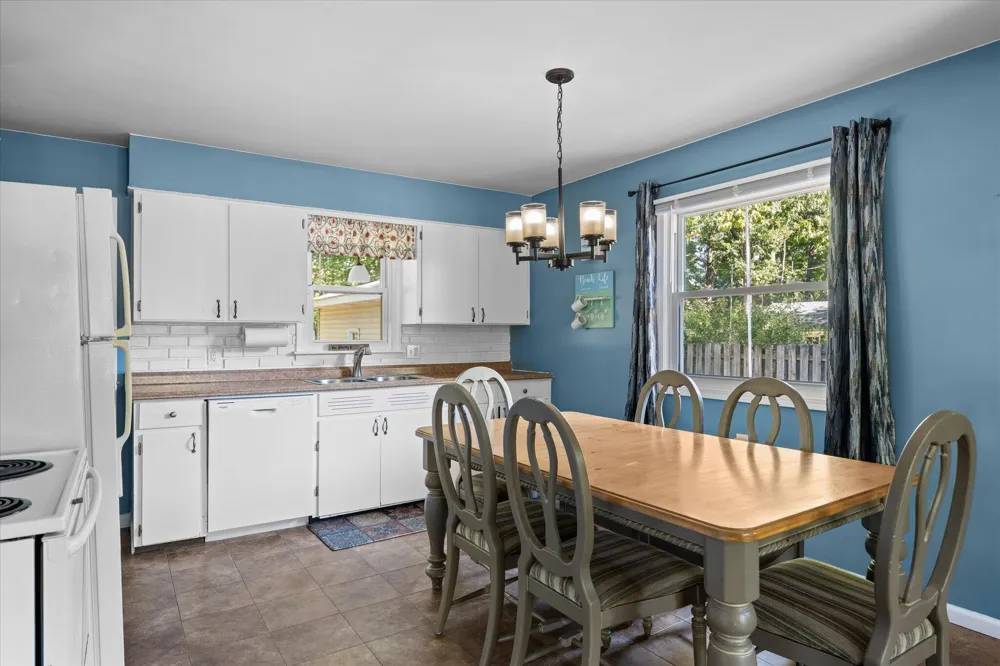 2217 W Lakewood Boulevard Park Township, MI 49424