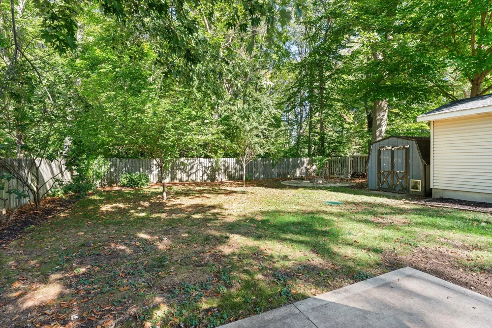 2217 W Lakewood Boulevard Park Township, MI 49424