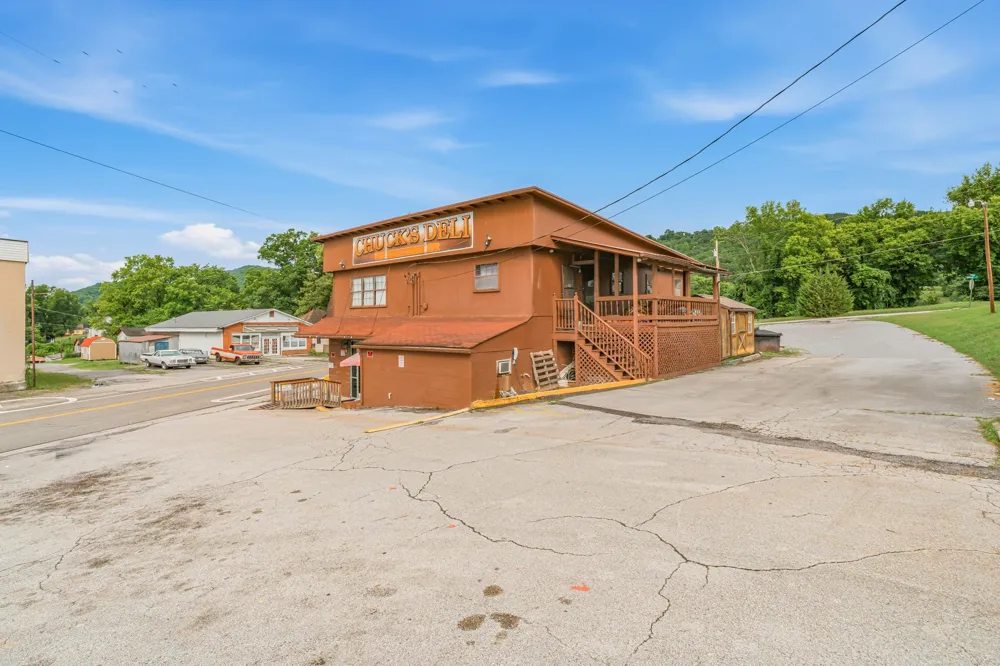 836 Unaka St Harriman, TN 37748