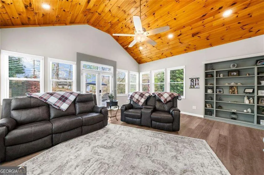2638 Waters Edge DR Gainesville, GA 30504