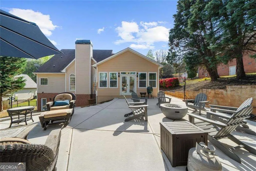 2638 Waters Edge DR Gainesville, GA 30504