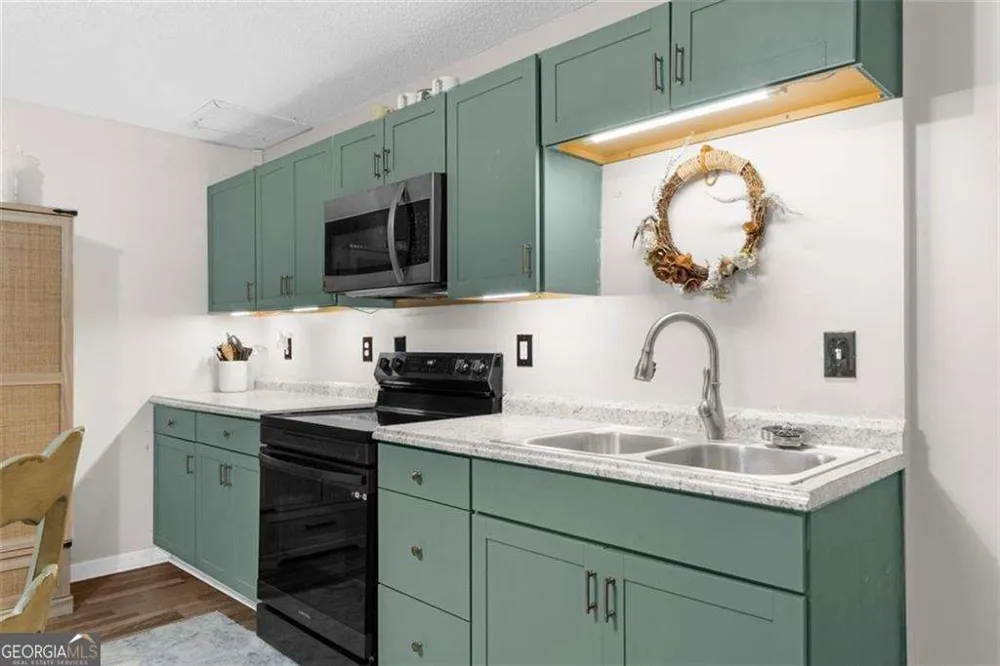 2638 Waters Edge DR Gainesville, GA 30504