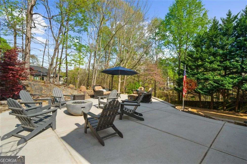 2638 Waters Edge DR Gainesville, GA 30504