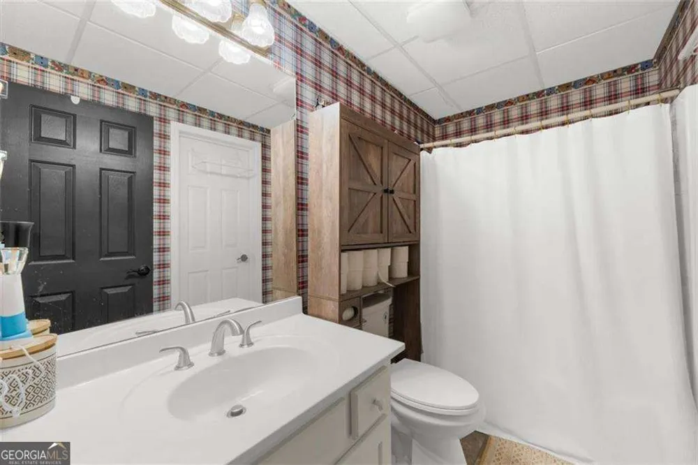 2638 Waters Edge DR Gainesville, GA 30504