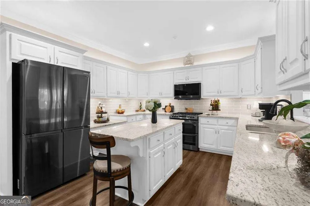 2638 Waters Edge DR Gainesville, GA 30504