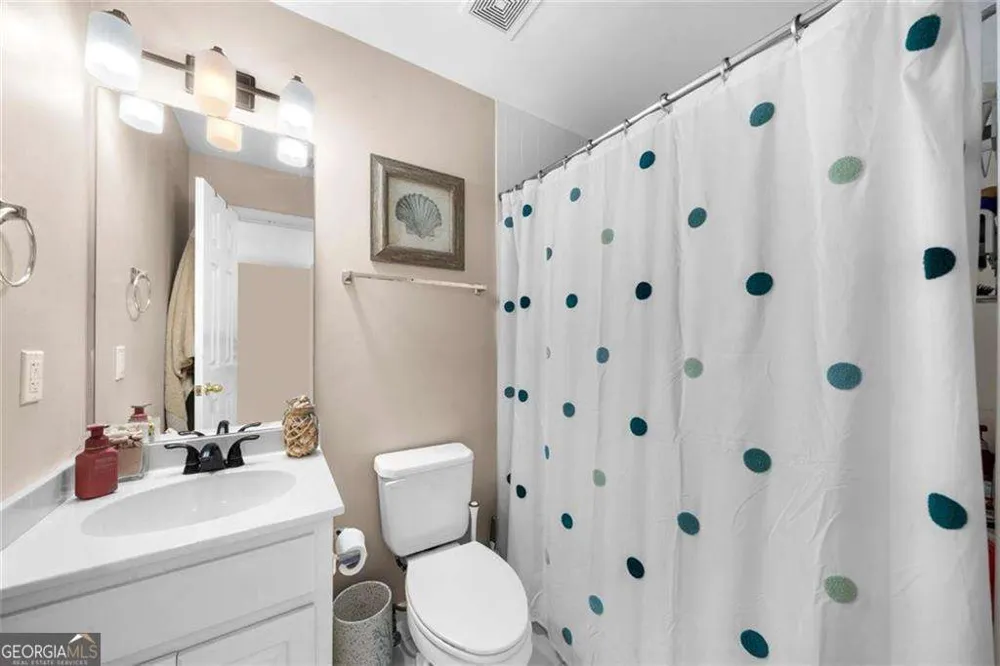 2638 Waters Edge DR Gainesville, GA 30504