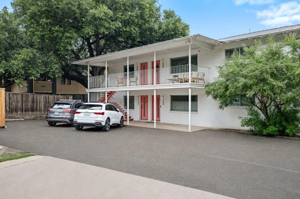 1208 Enfield Road #104 Austin, TX 78703