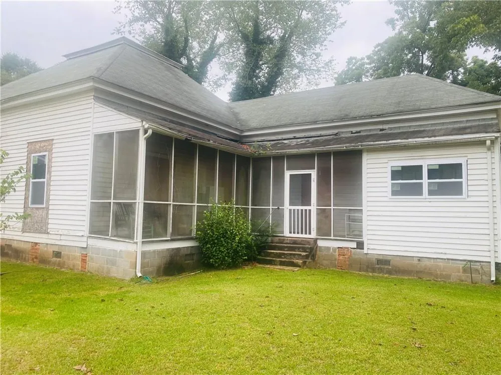 14 Walker Street Richland, GA 31825
