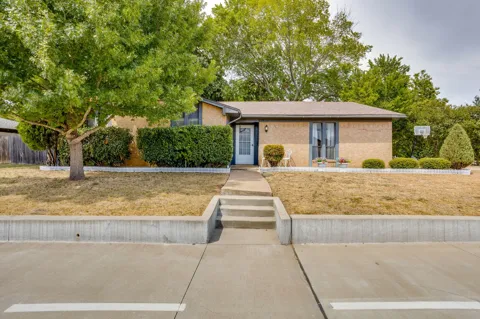 435 SE Gardens Boulevard