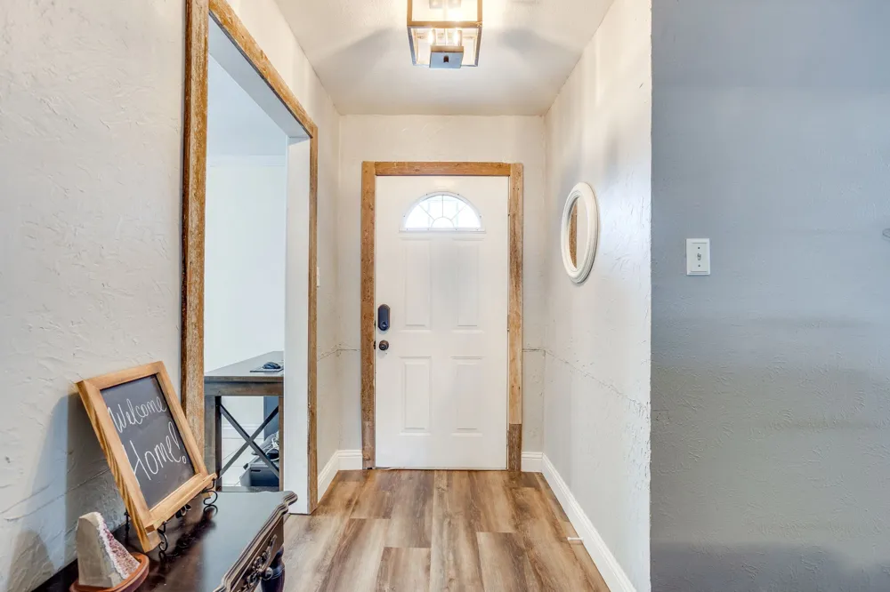 435 SE Gardens Boulevard Burleson, TX 76028