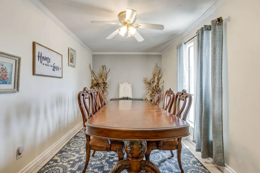 435 SE Gardens Boulevard Burleson, TX 76028