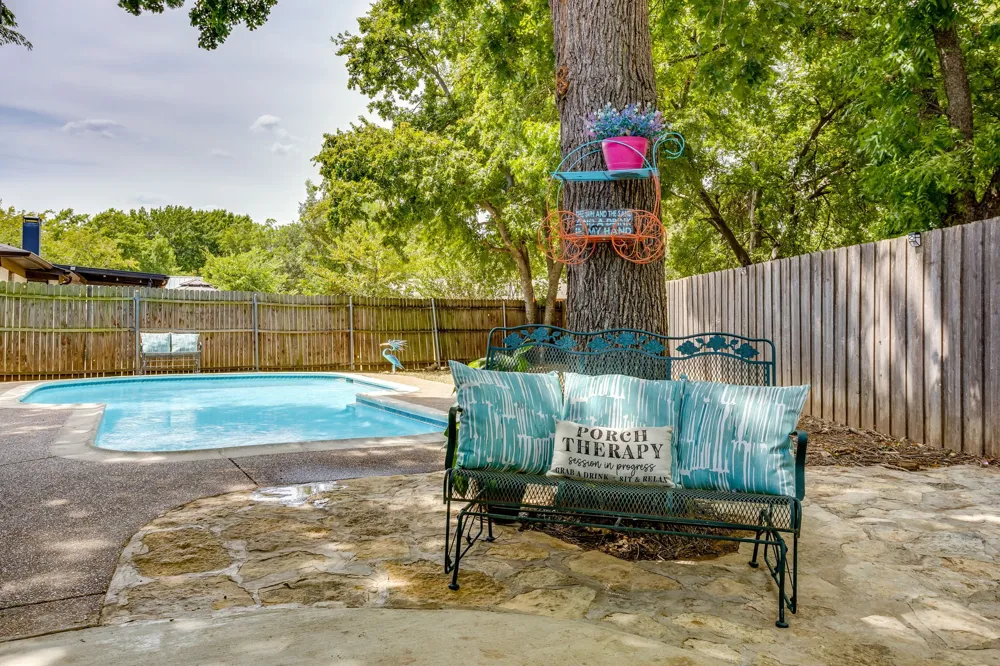 435 SE Gardens Boulevard Burleson, TX 76028