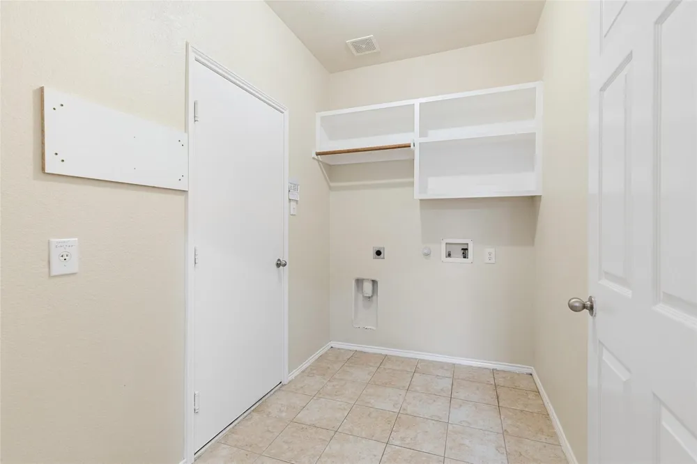 9750 Grassland Drive Frisco, TX 75035