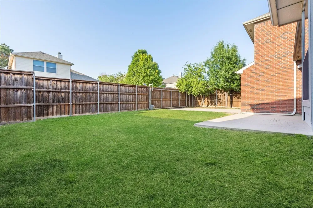 9750 Grassland Drive Frisco, TX 75035