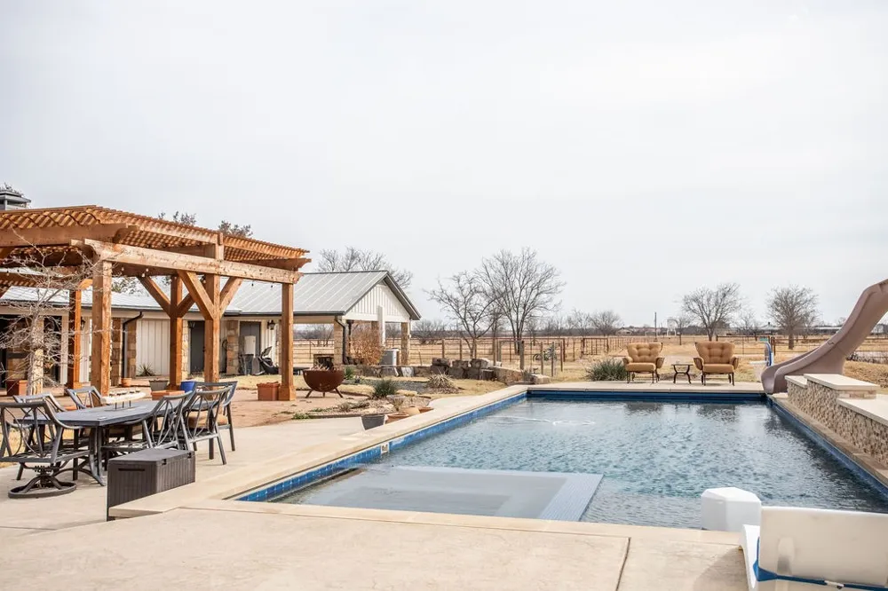 7600 State Highway 6 Albany, TX 76430