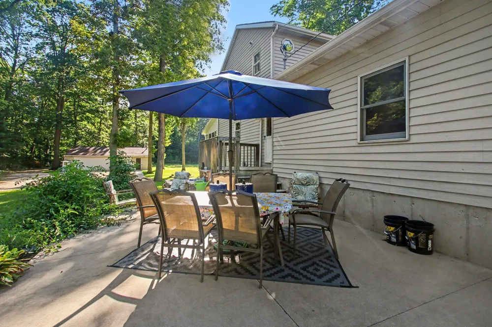 7660 56th Avenue Hudsonville, MI 49426