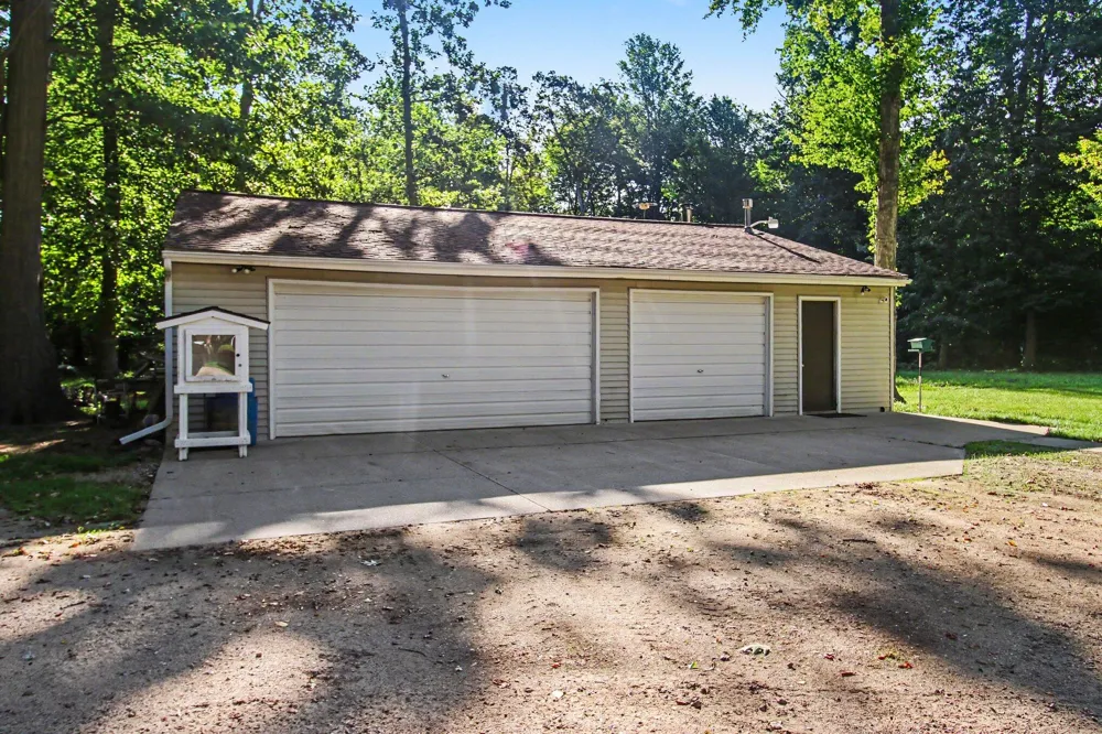 7660 56th Avenue Hudsonville, MI 49426