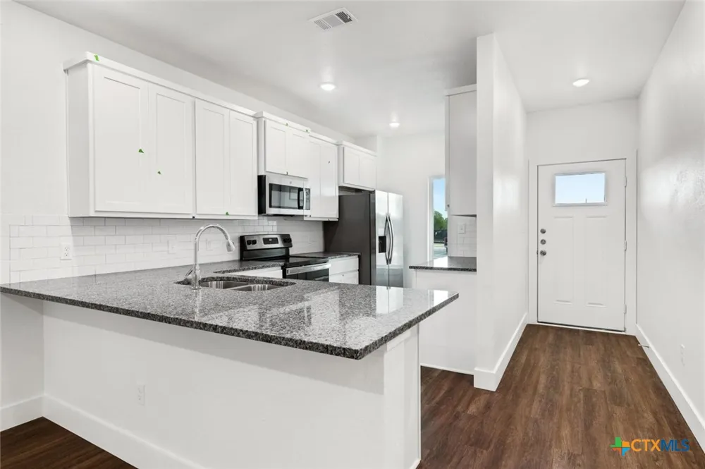 1920 Royal Loop Belton, TX 76513