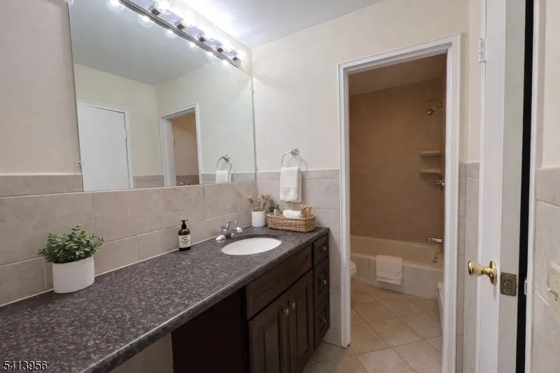 680 State Route 15 #50 Unit 50 Jefferson, NJ 07849