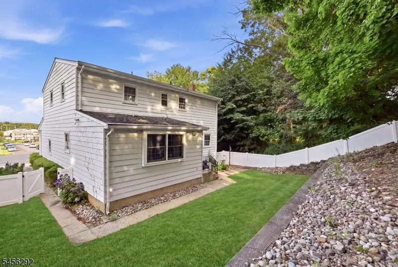 518 Orchard Pl South Amboy City, NJ 08879
