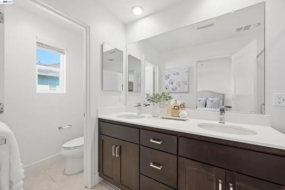 37660 Cape Cod Rd Newark, CA 94560