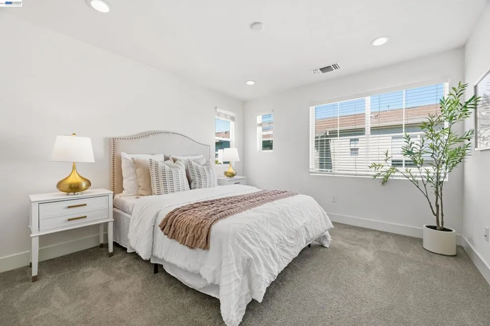 37660 Cape Cod Rd Newark, CA 94560
