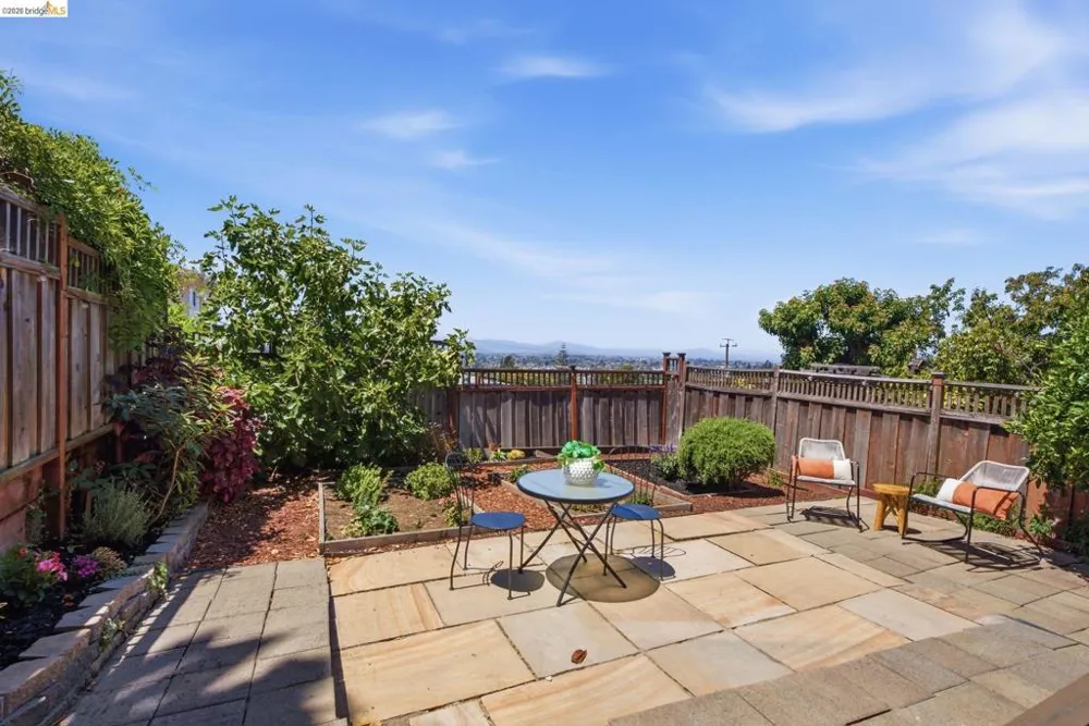 2317 Mira Vista Dr El Cerrito, CA 94530